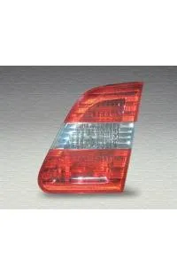 Must-Have FANALE P/SX INT FUME MERCEDES CLASSE B W245 06/05>
