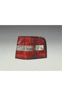 Occasione FANALE P/DX EST FIAT STILO SW 10/01>